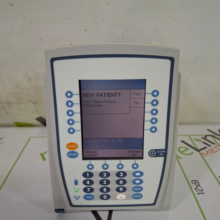 CareFusion Alaris 8015 Small Screen POC Infusion Pump