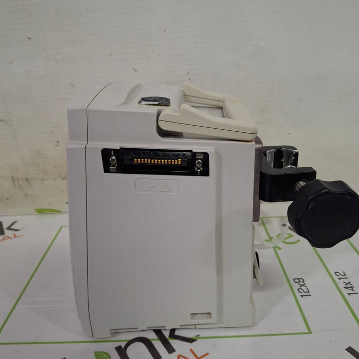 CareFusion Alaris 8015 Large Screen POC Infusion Pump