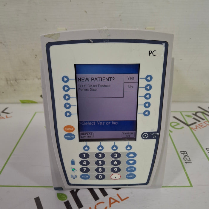 CareFusion Alaris 8015 Small Screen POC Infusion Pump