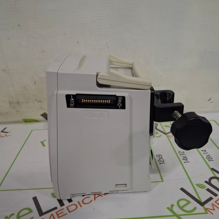 CareFusion Alaris 8015 Small Screen POC Infusion Pump