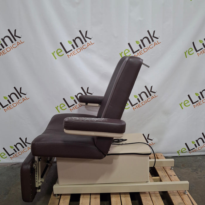 Hill Laboratories Co. HA90W Wound Care Chair