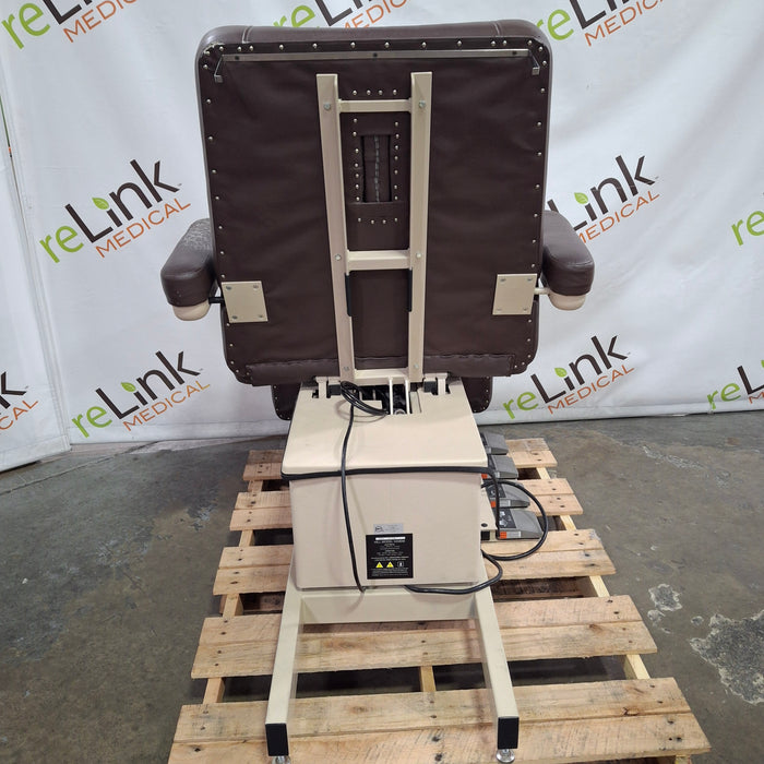 Hill Laboratories Co. HA90W Wound Care Chair