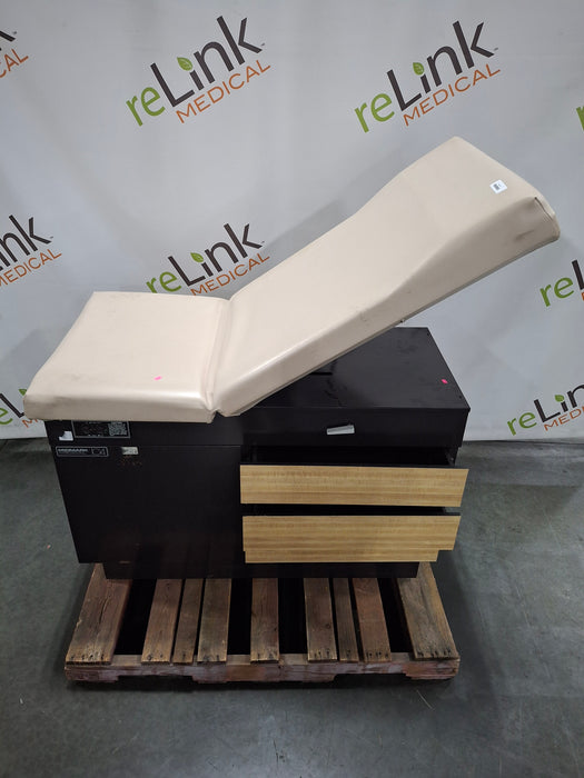 Midmark Ritter Model 104 Exam Table