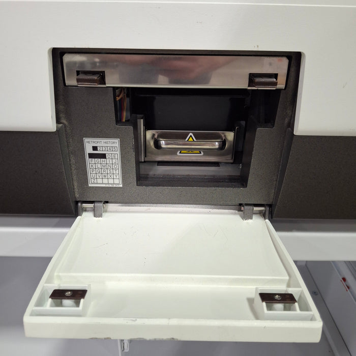 Roche Diagnostics e 411 Immunoassay Analyzer