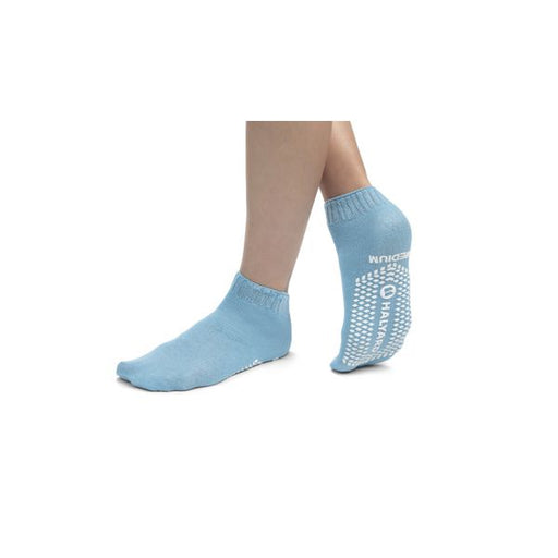 O&M Halyard O&M Halyard 48673 Slippers Single Tread Large Polyester Light Supplies reLink Medical