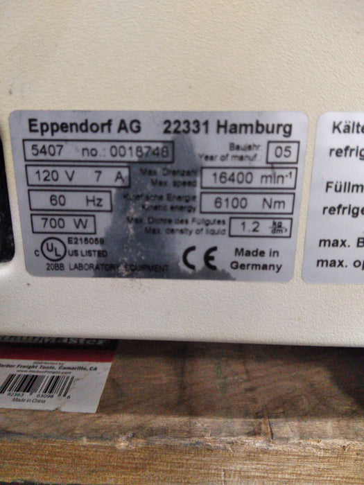 Eppendorf 5417R Centrifuge