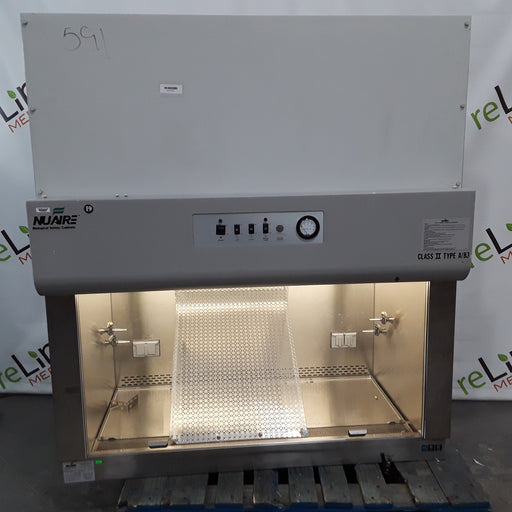 Nuaire Nuaire NU-425-400 Fume Hood Research Lab reLink Medical