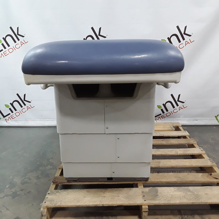 Midmark Midmark 222 Procedure Chair Exam Chairs / Tables reLink Medical