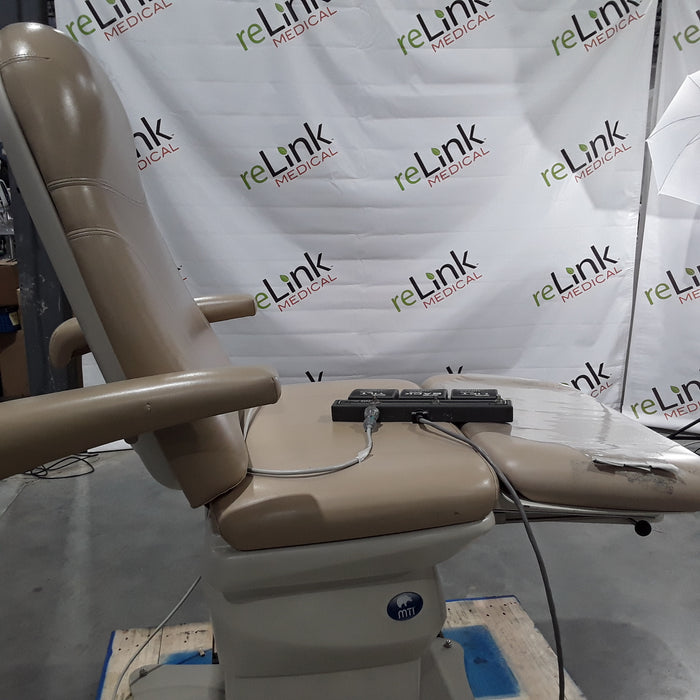 Medical Technology Industries, Inc. (MTI) Medical Technology Industries, Inc. (MTI) 527W-115 Podiatry Chair Exam Chairs / Tables reLink Medical