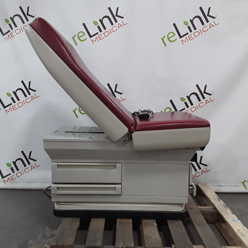 Midmark Midmark 405 Hi-Low Power Exam table Exam Chairs / Tables reLink Medical
