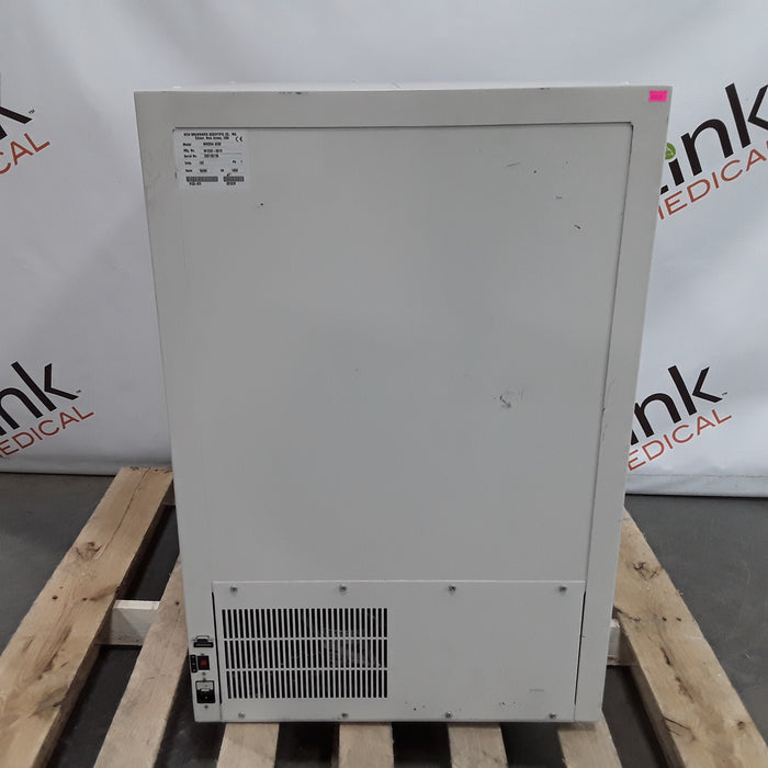 New Brunswick Scientific New Brunswick Scientific Innova 4230 Refrigerated Incubator Shaker Research Lab reLink Medical