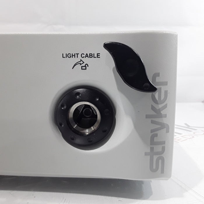 Stryker Medical L9000 Light Source