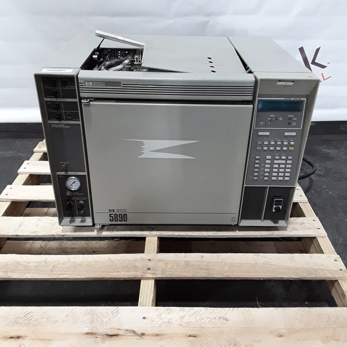 Hewlett Packard 5890 Gas Chromatograph